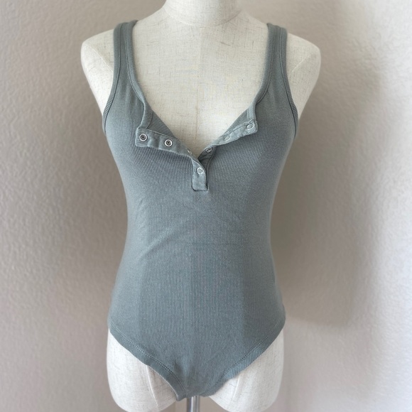 BIN#23 - BRAVE SOUL Olive Bodysui Women’s XS - Picture 9 of 9